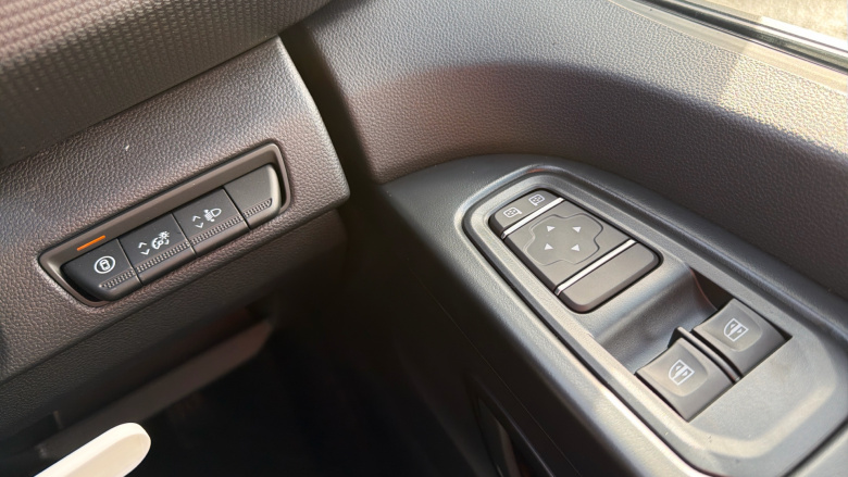 Renault Trafic Swb Diesel SL30 Blue dCi 150 Advance [Safety] Van EAG9